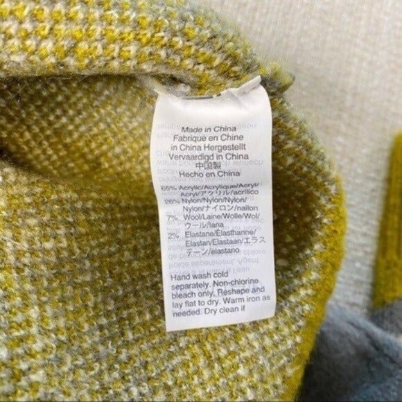 J. Crew Geometric Fair Isle Crewneck Sweater Gold Gray Cream Wool Medium - Picture 8 of 8